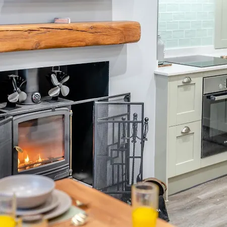 3 Bed In Oc-h33106 Holiday home