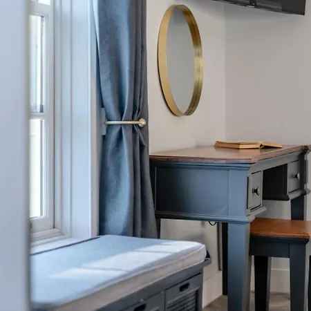 3 Bed In Oc-h33106 펜션 휫비