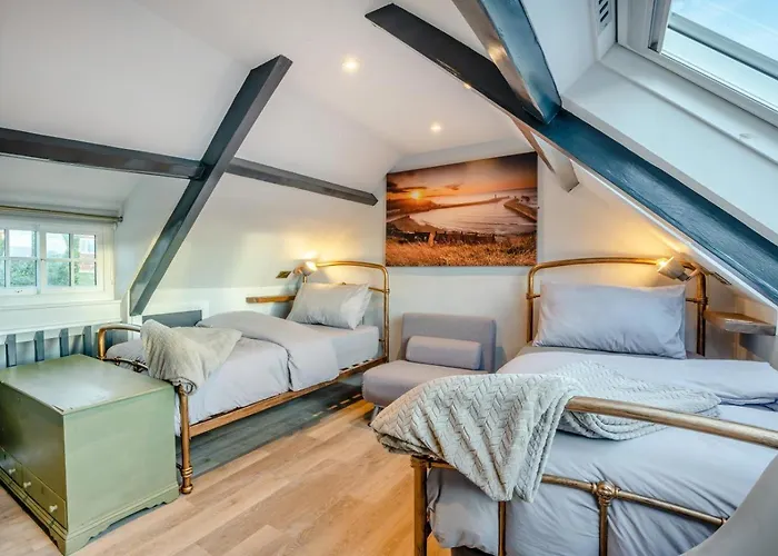 3 Bed In Oc-h33106 *